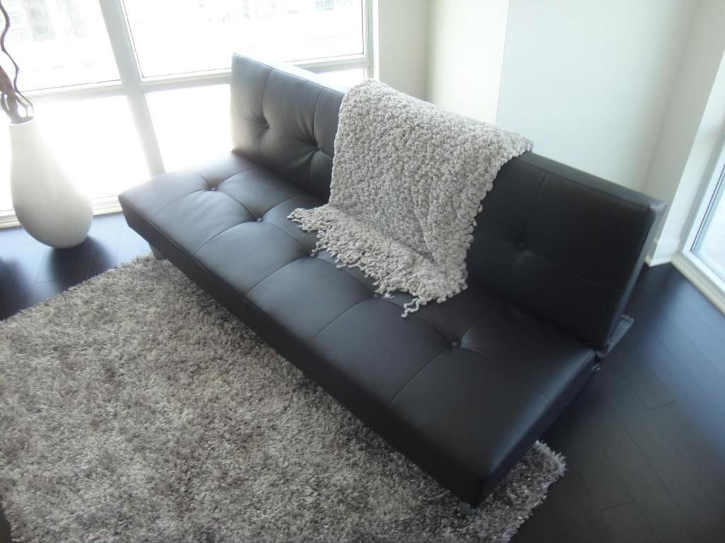 Square One Fully Furnished Suite Mississauga Buitenkant foto